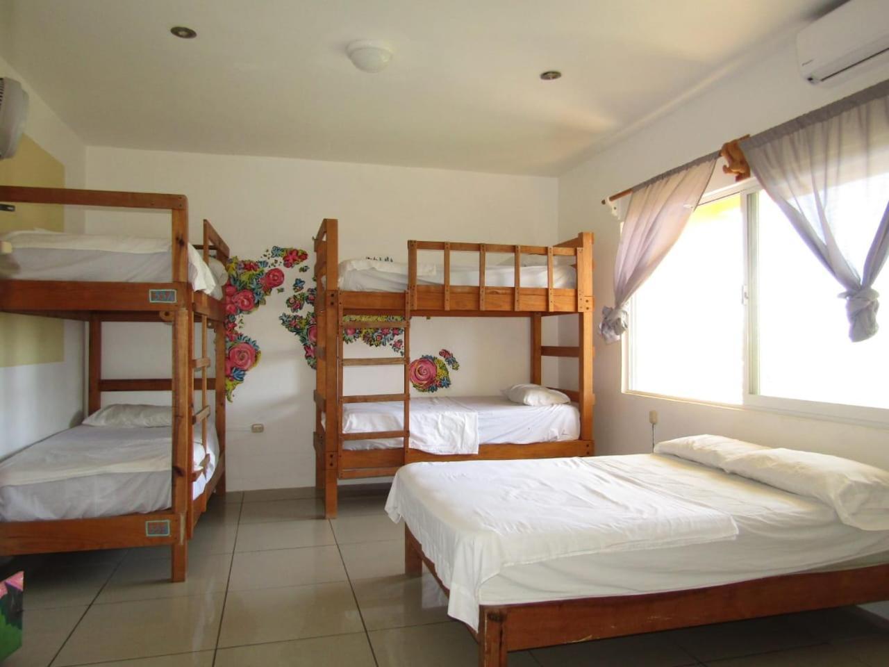 Brisamar Guesthouse Puerto Escondido  Esterno foto